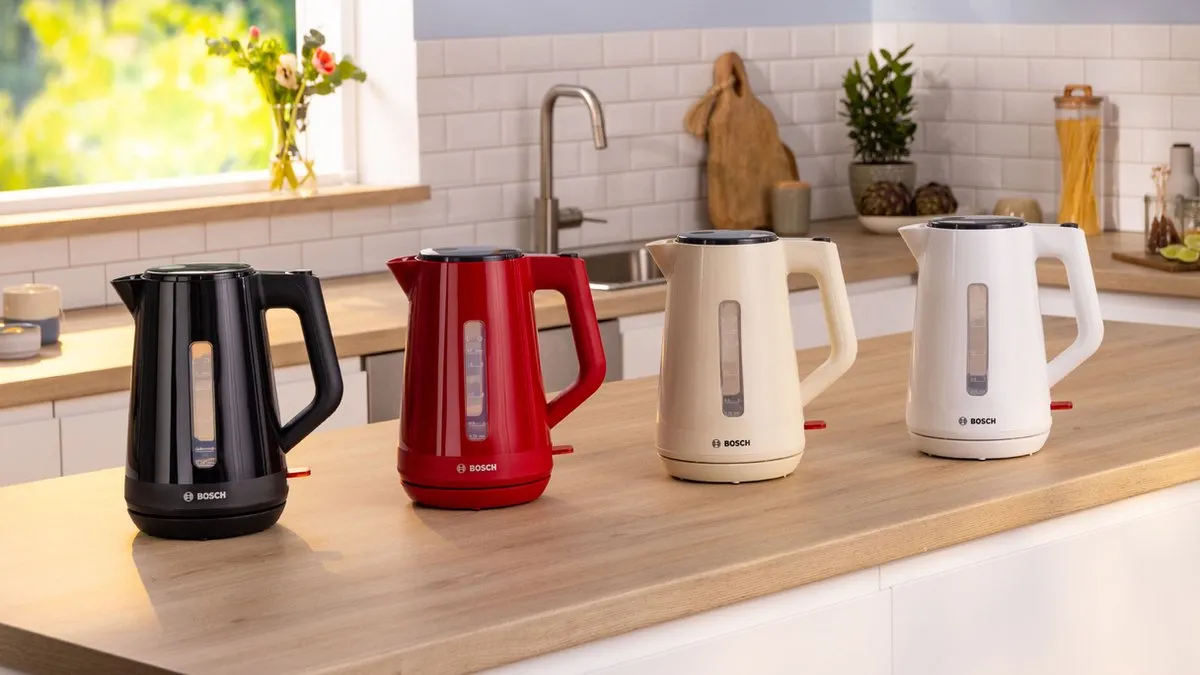 Bosch TWK1M124 MyMoment Waterkoker - 2400W - 1.7L - Rood