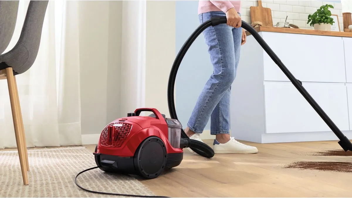 Bosch BGS 21CAR Serie 4 Stofzuiger - 750W - Rood