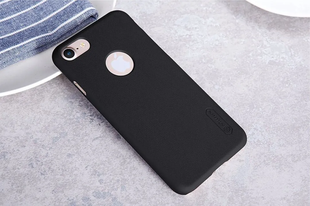 Nillkin Frosted Shield Hoesje iPhone 7/8 - Zwart - afbeelding 6 van 6