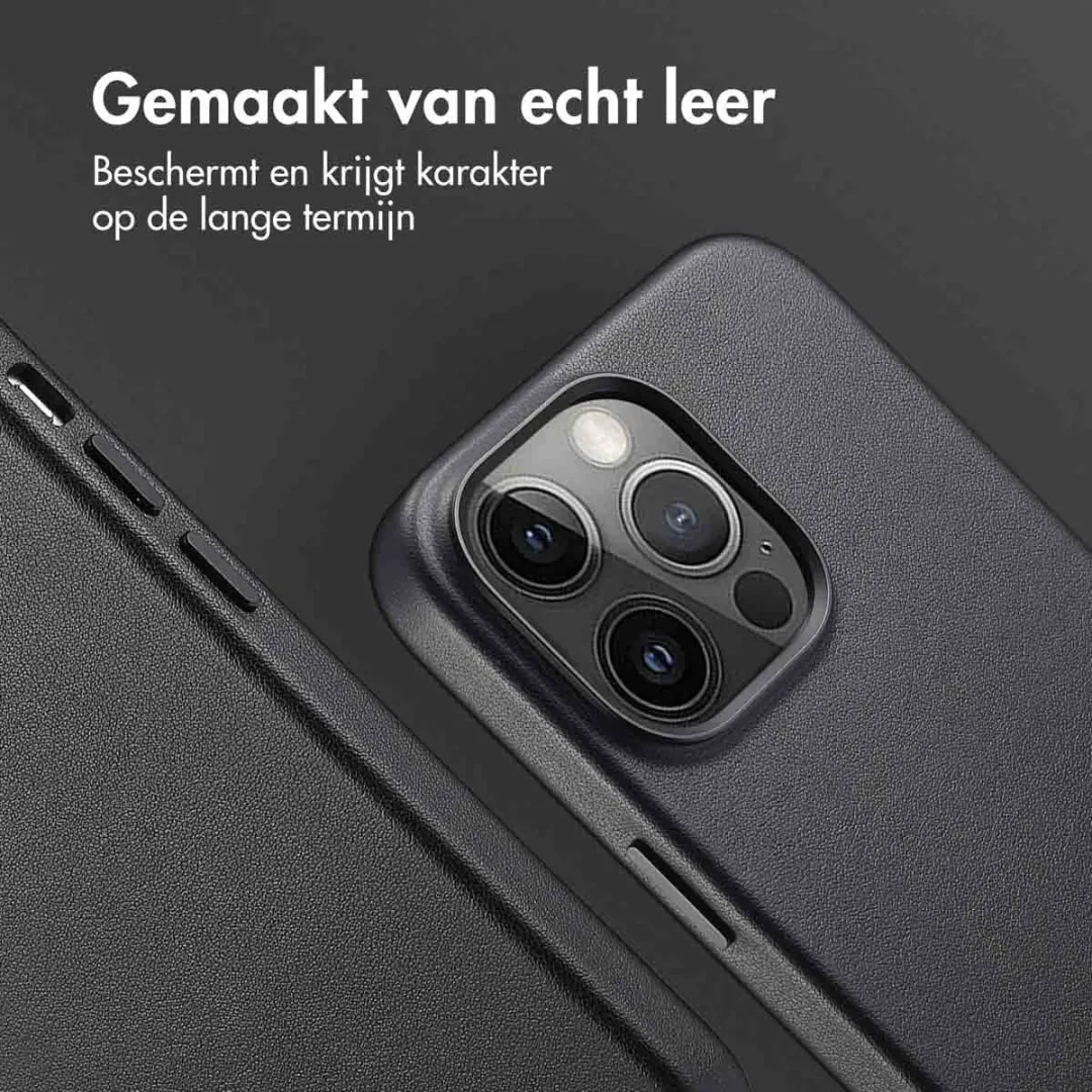 Accezz Hoesje iPhone 14 Pro Max - MagSafe Leather Black - 2 Pasjes