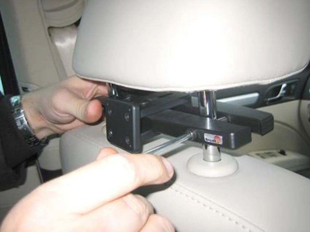 Brodit Headrest Mount 811070 - 95x211mm Zwart