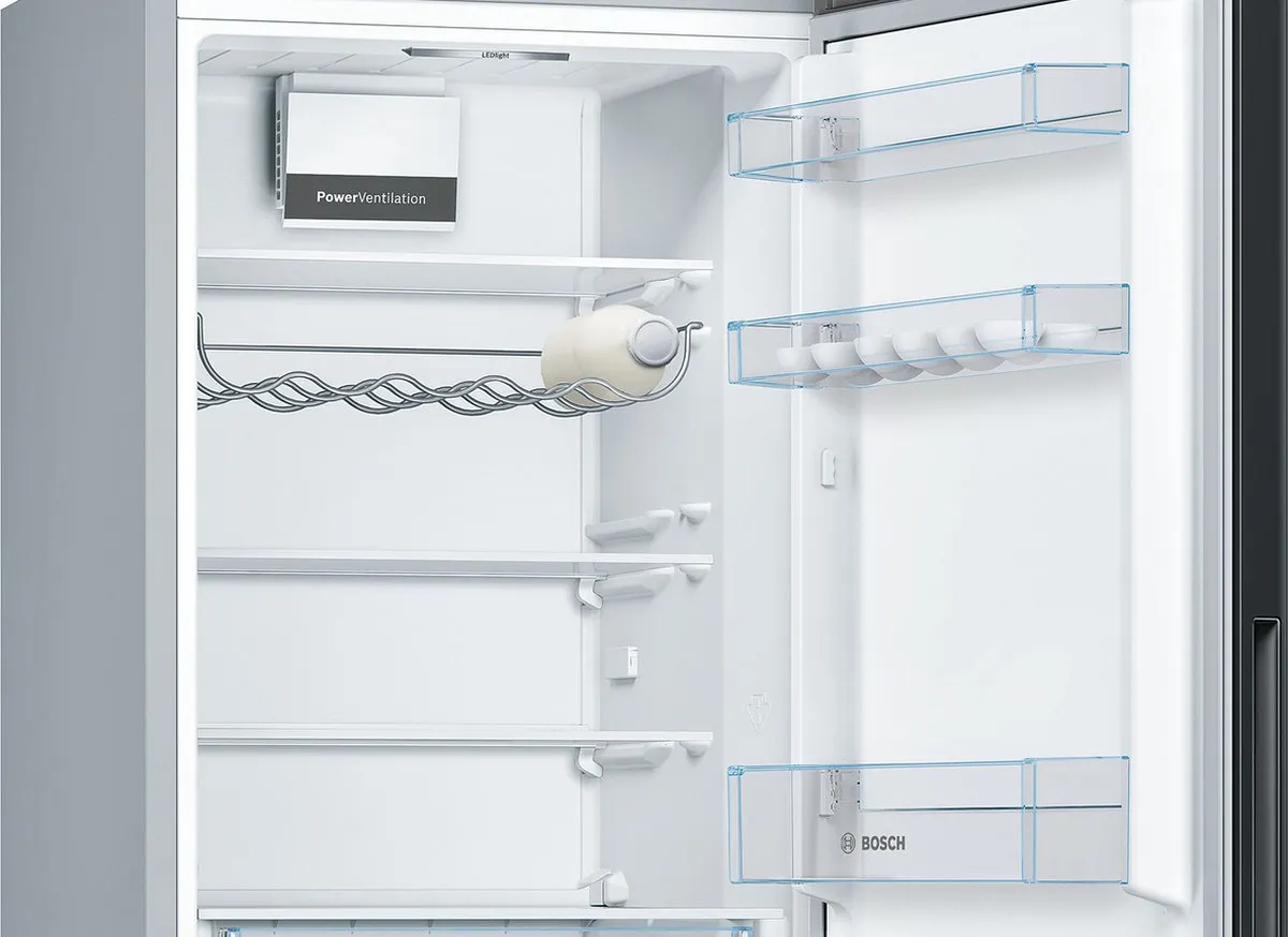 Bosch KGV36VBEAS Koel-vriescombinatie 308L - 7kg Invriescapaciteit - Zwart