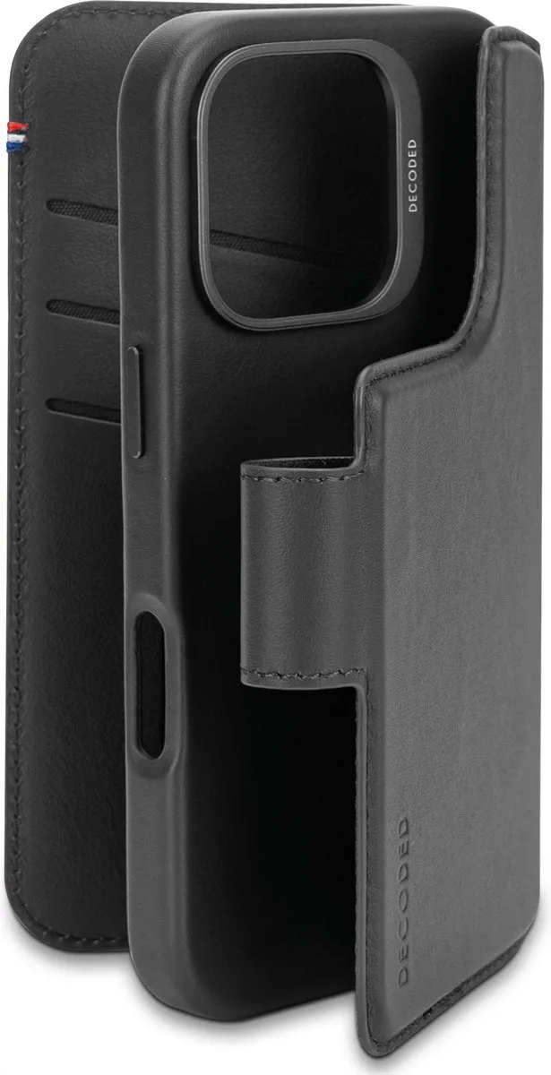 Decoded Leren Wallet Case iPhone 16 Pro D25IPO16PDW5BK - 3 Pasjes - Zwart