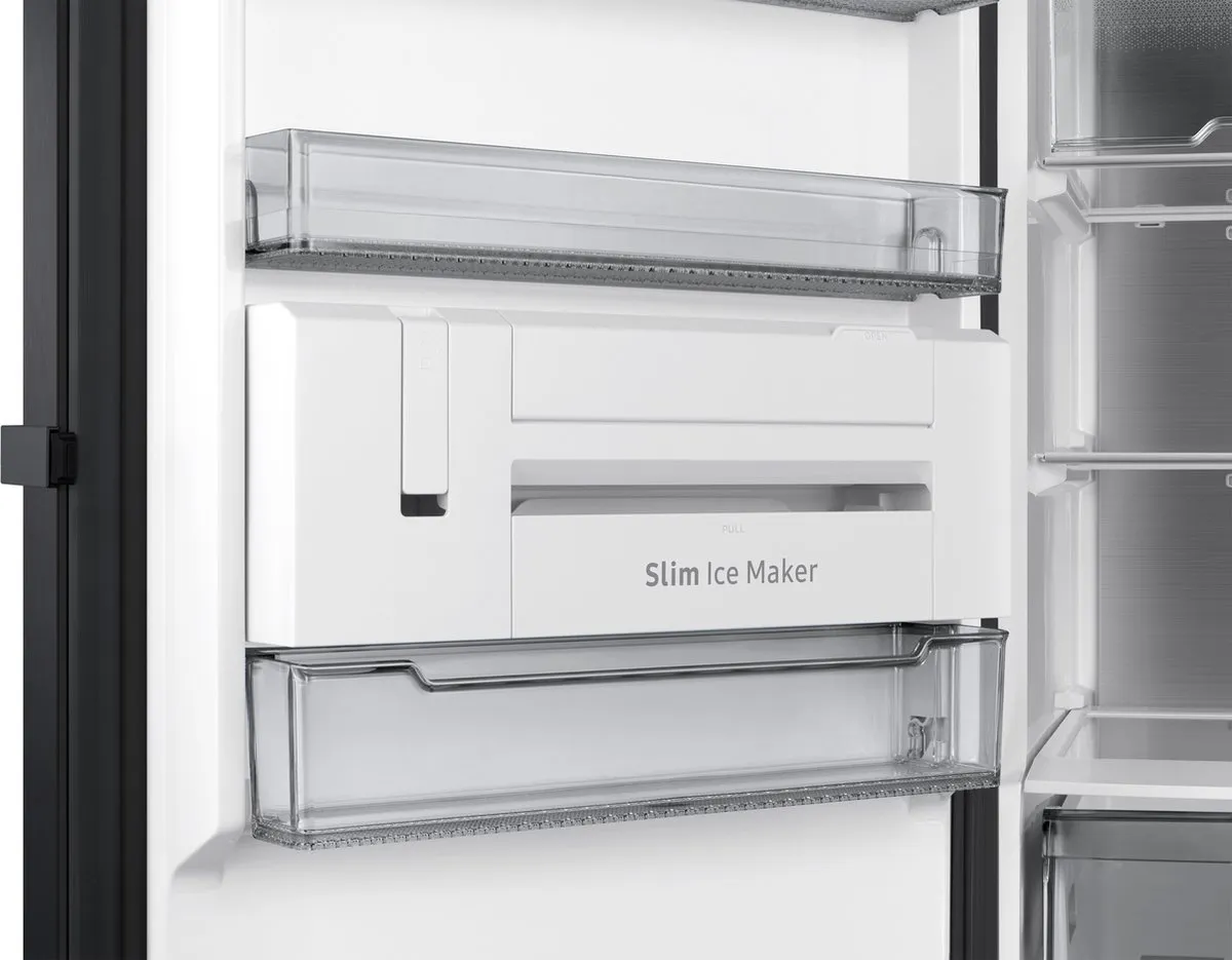 Samsung RZ32C7CBEB1 Vrieskast - 323L - Zwart
