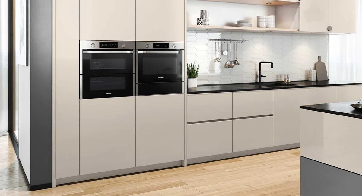 Samsung NQ50A6539 Inbouwoven 50L - Zwart