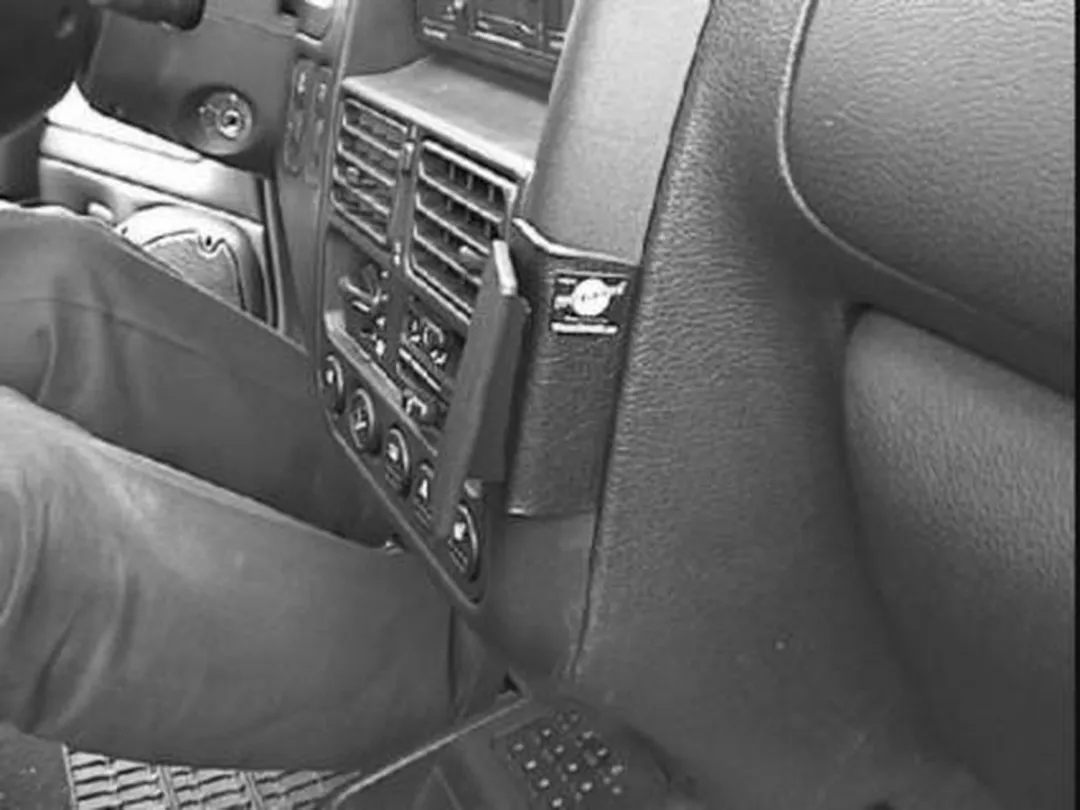 Brodit ProClip Peugeot 106 852309 - Zwart - afbeelding 4 van 6