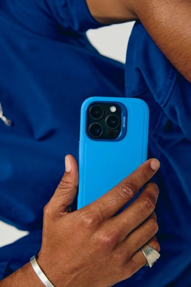 Decoded Siliconen Hoesje iPhone 16 Pro - Super Sonic Blauw - MagSafe