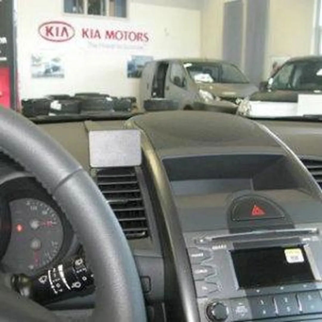 Brodit Center Montagebeugel KIA Soul 10-11