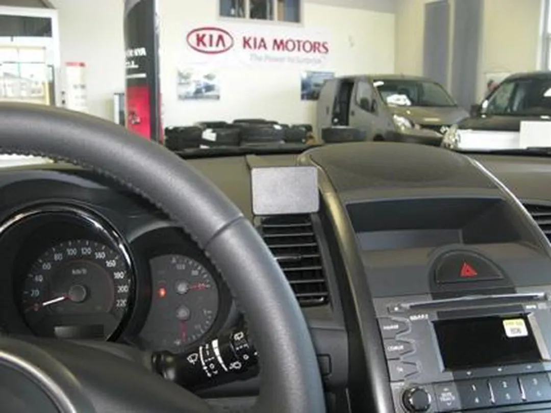 Brodit Center Montagebeugel KIA Soul 10-11 - 854561