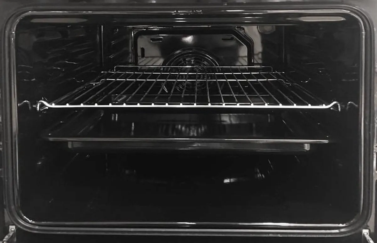 Inventum IOH6070RK Inbouw Oven - 65L - 250°C - RVS/Zwart