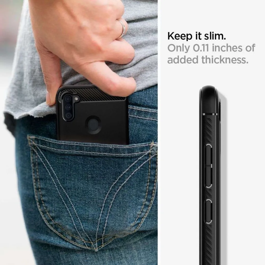 Spigen Rugged Armor Hoesje 4884233 - Zwart