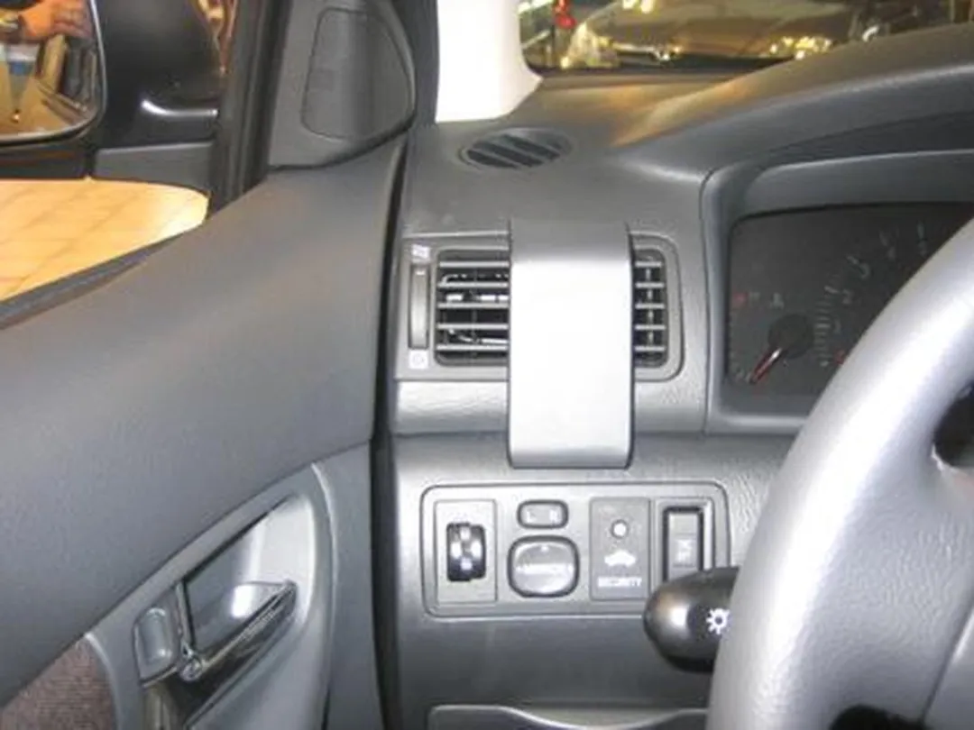 Brodit ProClip Left Mount Toyota Corolla 2002-2007