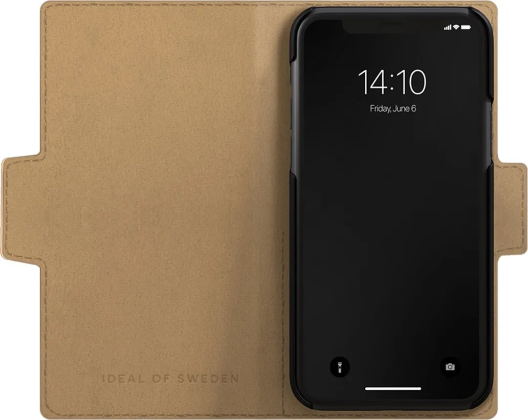 iDeal of Sweden Atelier Wallet iPhone 13 Pro - 3 Pasjes - Intense Brown - afbeelding 6 van 6