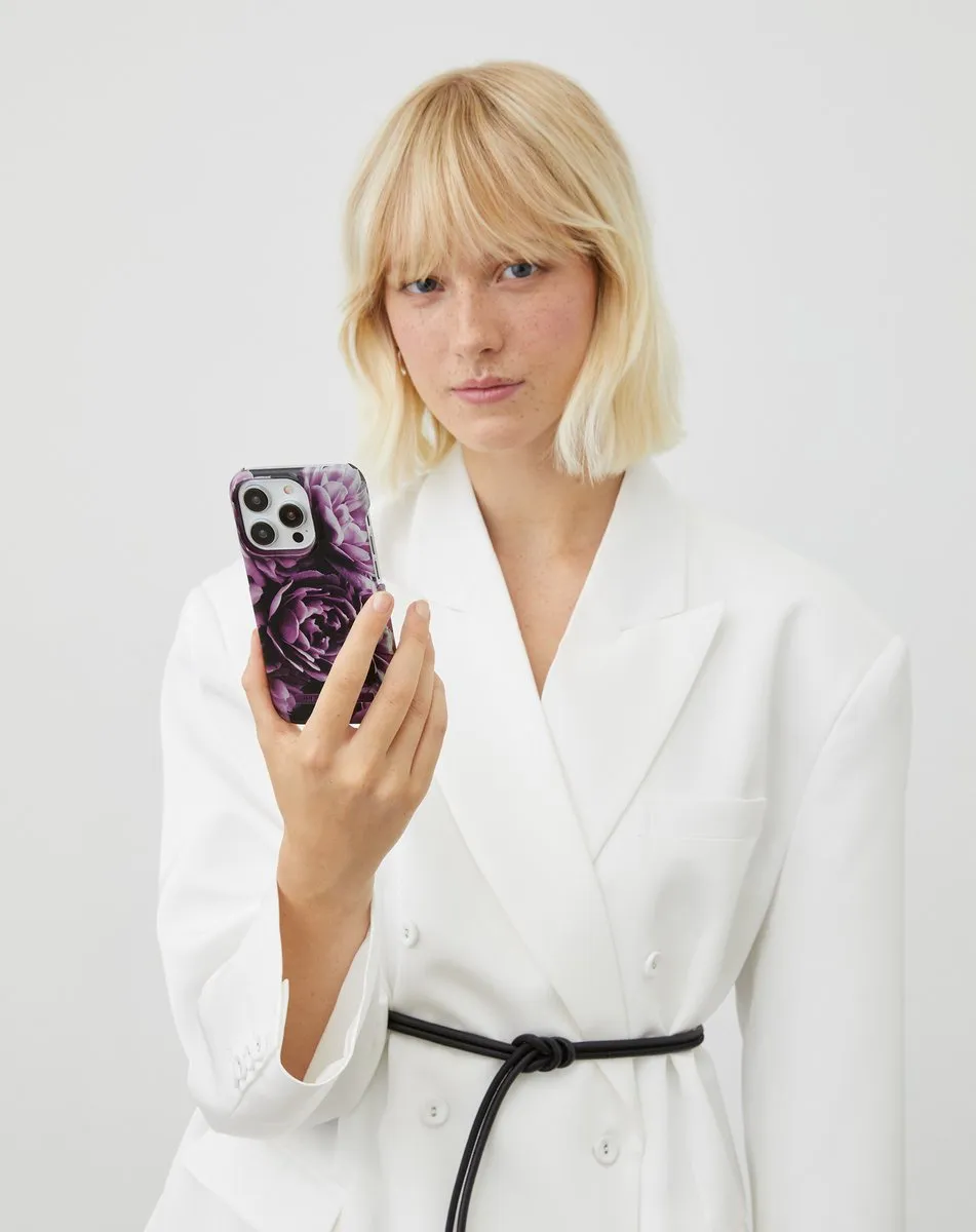 iDeal of Sweden iPhone 15 Hoesje Deep Purple Bloom - IDFC-I2361-486 - afbeelding 6 van 6