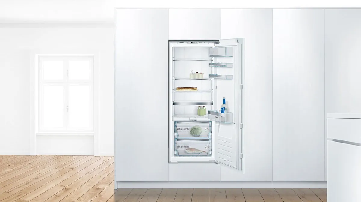 Bosch Serie 8 KIF51AFE0 Inbouw Koelkast 140cm - 220L