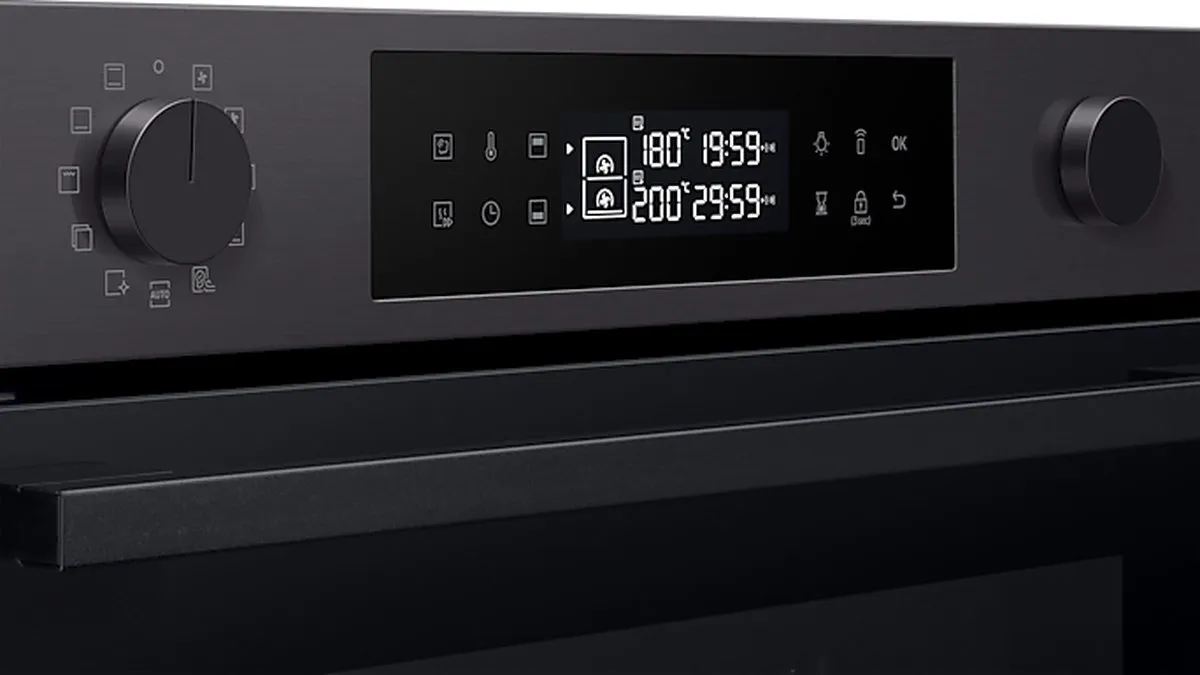 Samsung NV7B4450VCB Inbouwoven 76L - Zwart