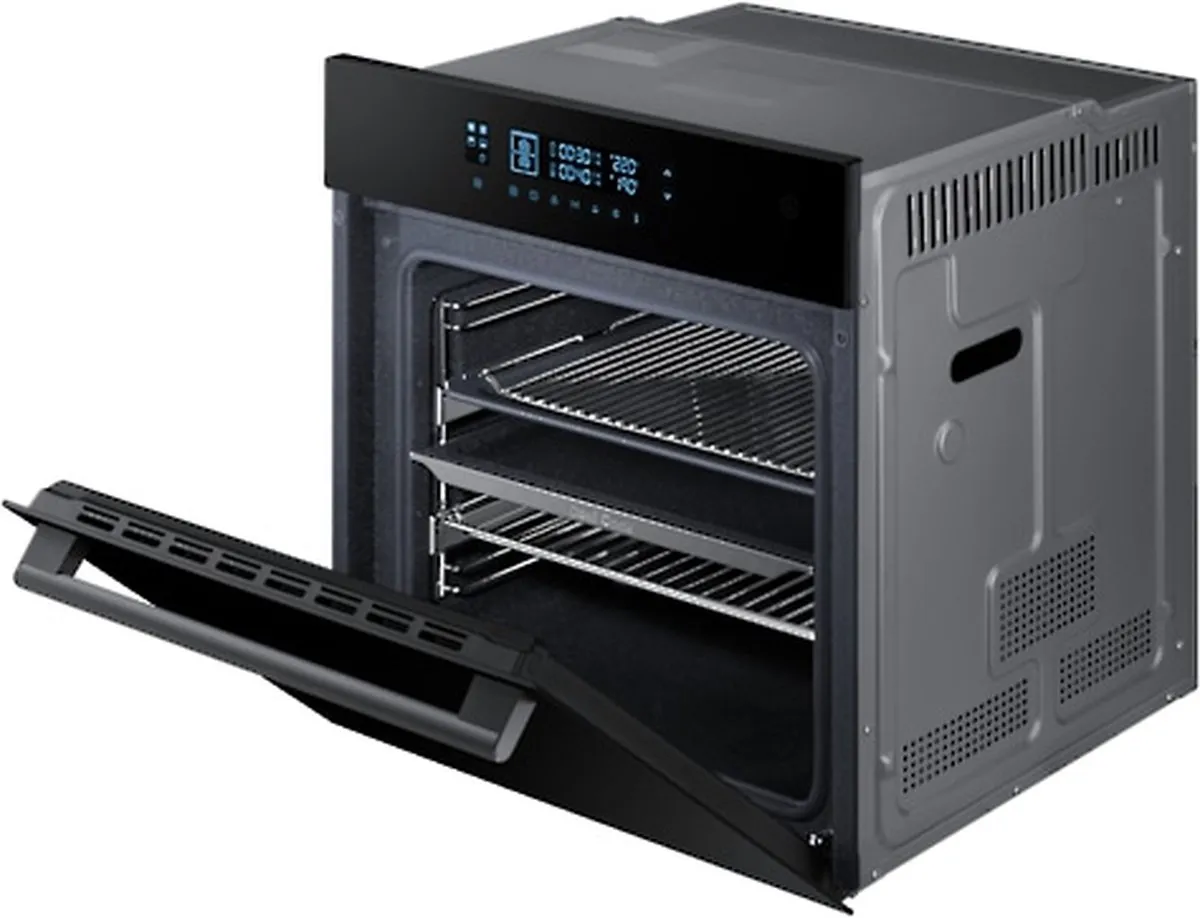 Samsung NV68R5525 Inbouwoven - 68L - Zwart