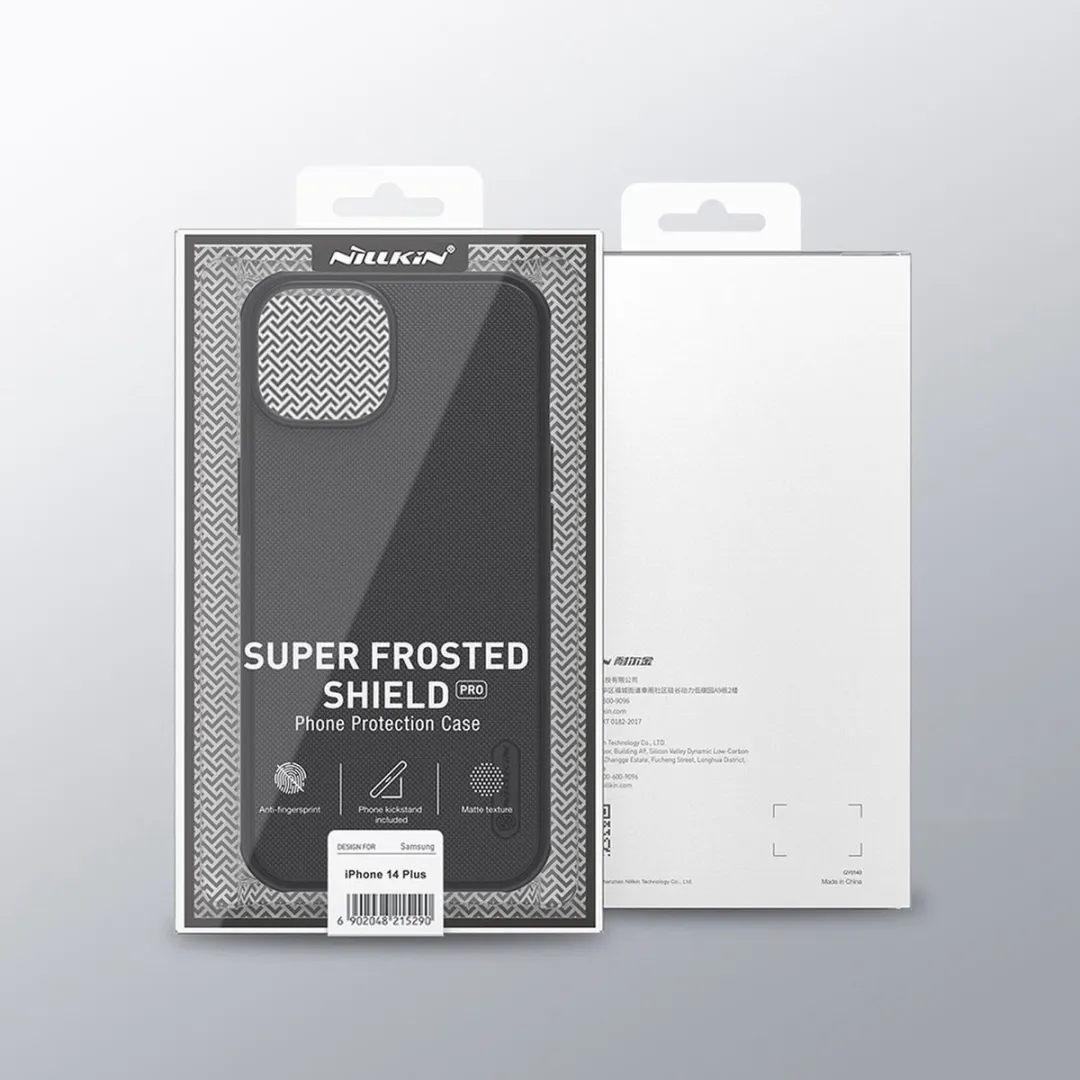 Nillkin Frosted Shield Pro iPhone 14 Plus Hoesje - Rood - afbeelding 2 van 6