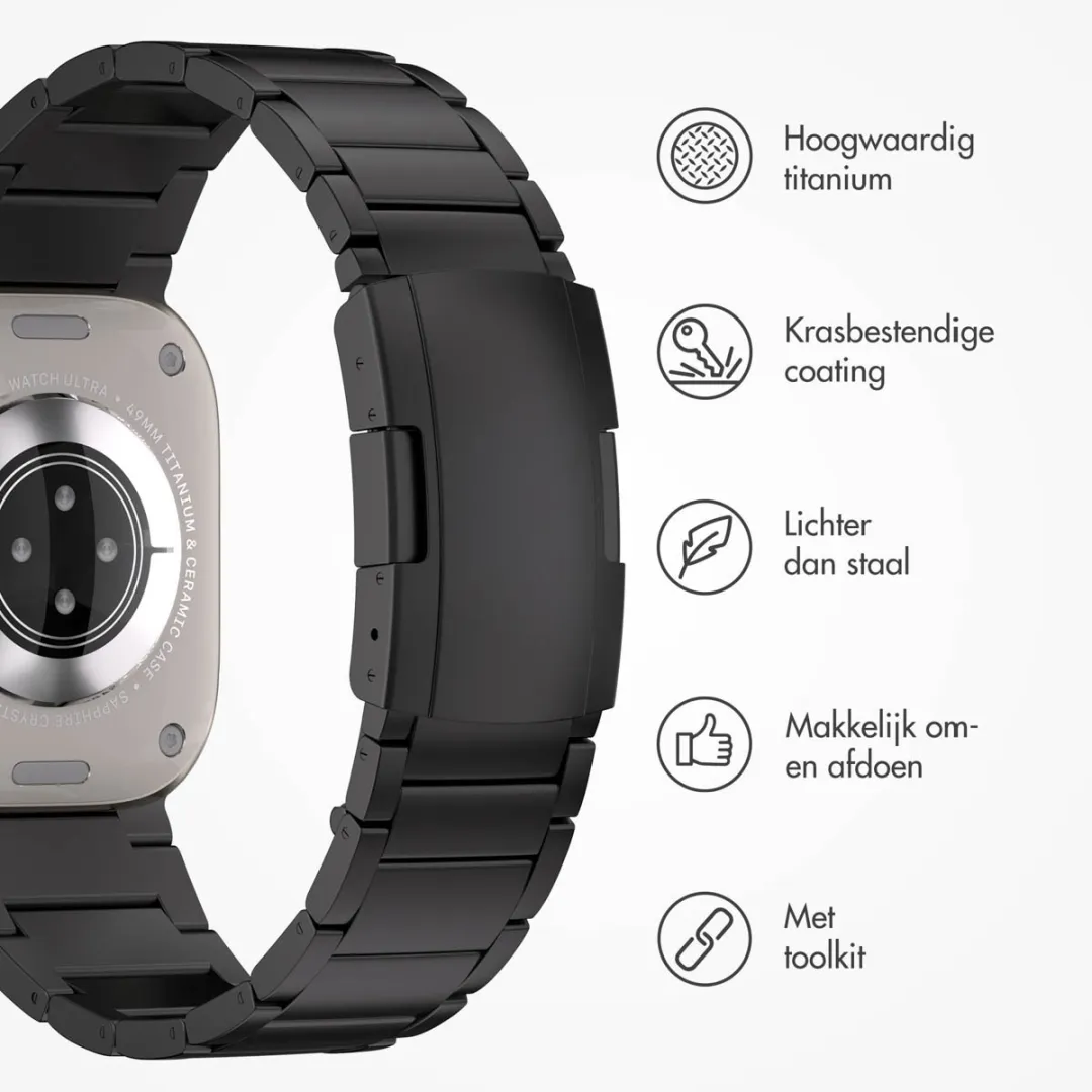Accezz Mat Titanium Band - Apple Watch 44/45/46/49mm - Zwart