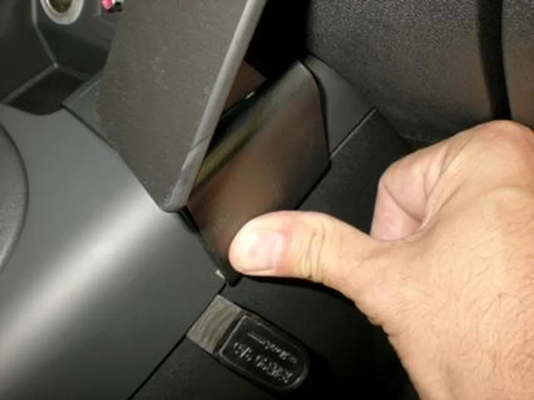 Brodit ProClip ProCliphouder Renault Scénic 2010-2016 - Zwart