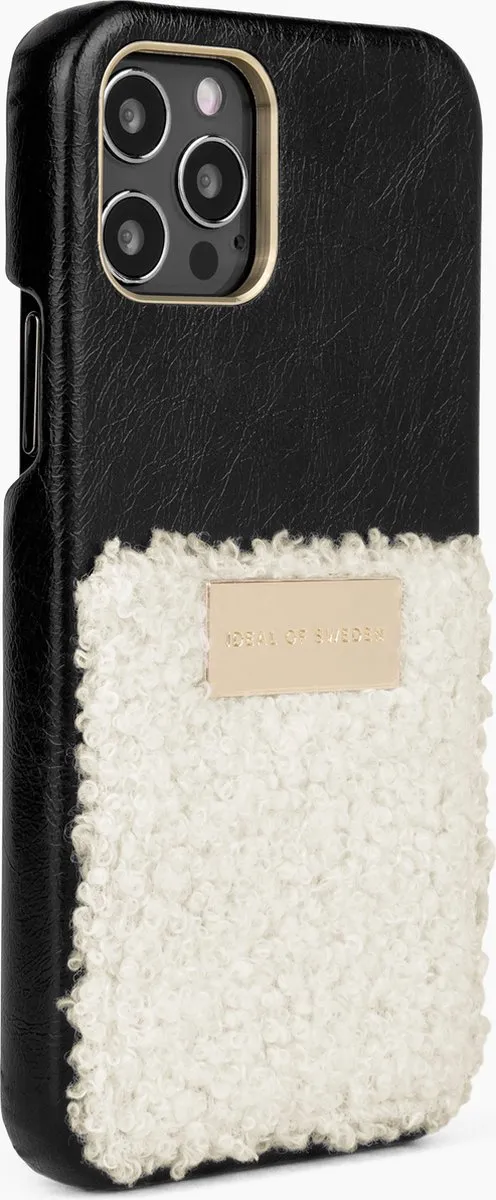 iDeal of Sweden Statement Case iPhone 12/12 Pro Cream Faux Sherling - afbeelding 2 van 2