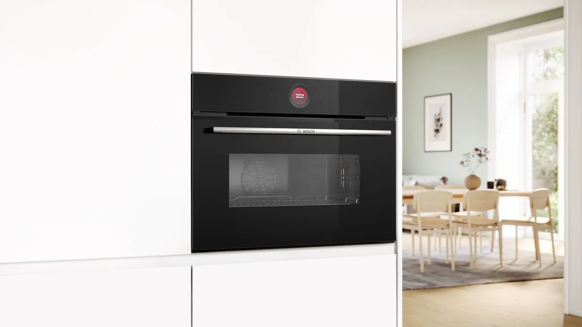 Bosch Serie 8 CMG7241B2 Inbouwoven 45L - Magnetron 900W - Zwart