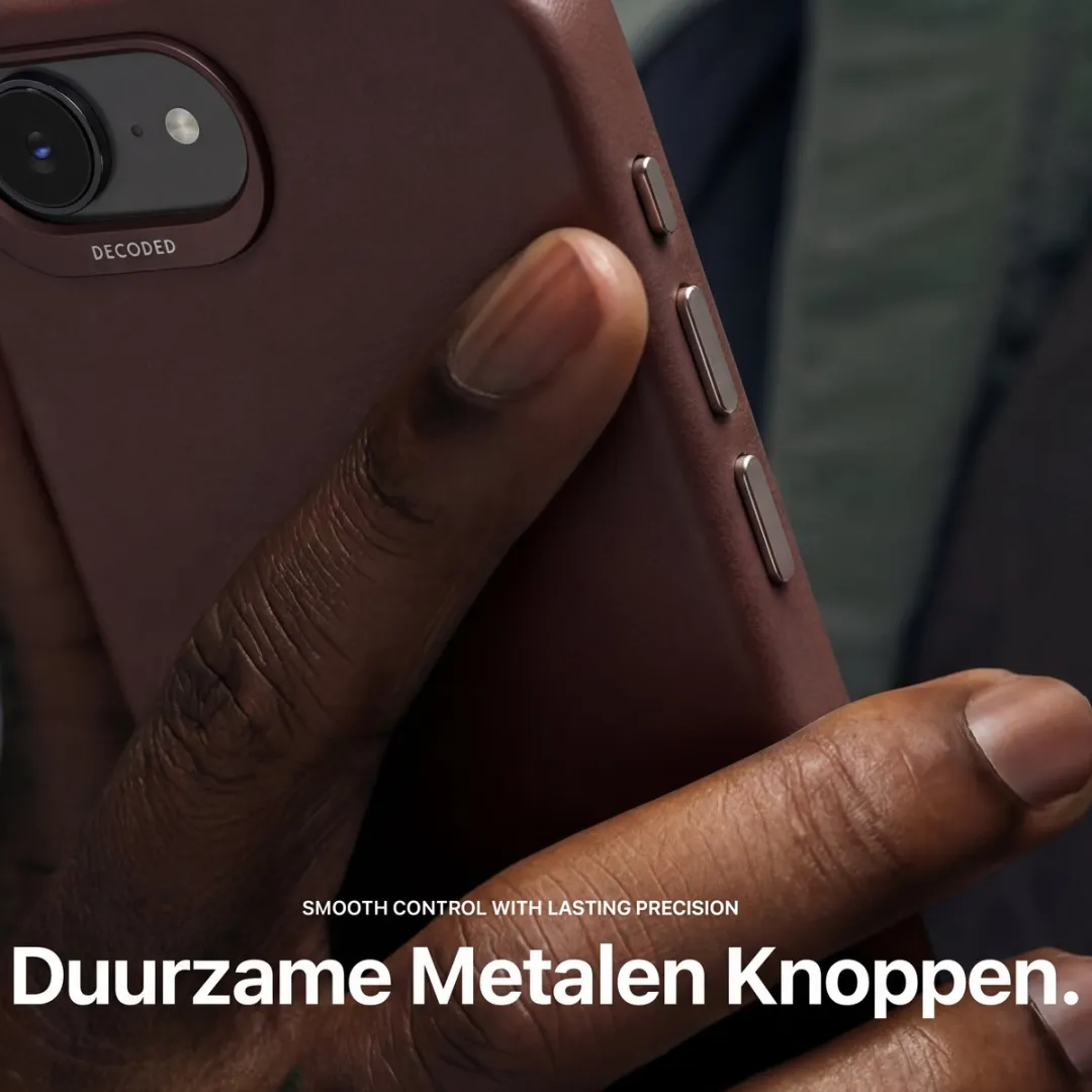 DECODED Leren Hoesje voor iPhone 17e/16e - Premium ECCO Leer - Geschikt voor MagSafe - Draadloos Oplaadbaar - Schokbestendig Hoes - Bruin