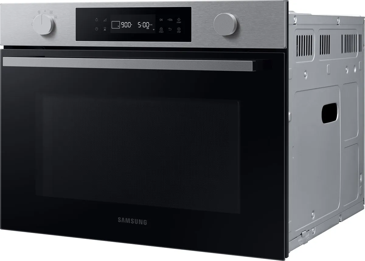 Samsung Serie 4 NQ5B4513GBS Solomagnetron 900W - 50L - Zwart/roestvrijstaal