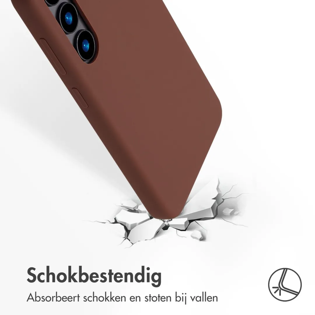 Accezz Hoesje Samsung Galaxy S24 - Liquid Silicone Bruin - MagSafe