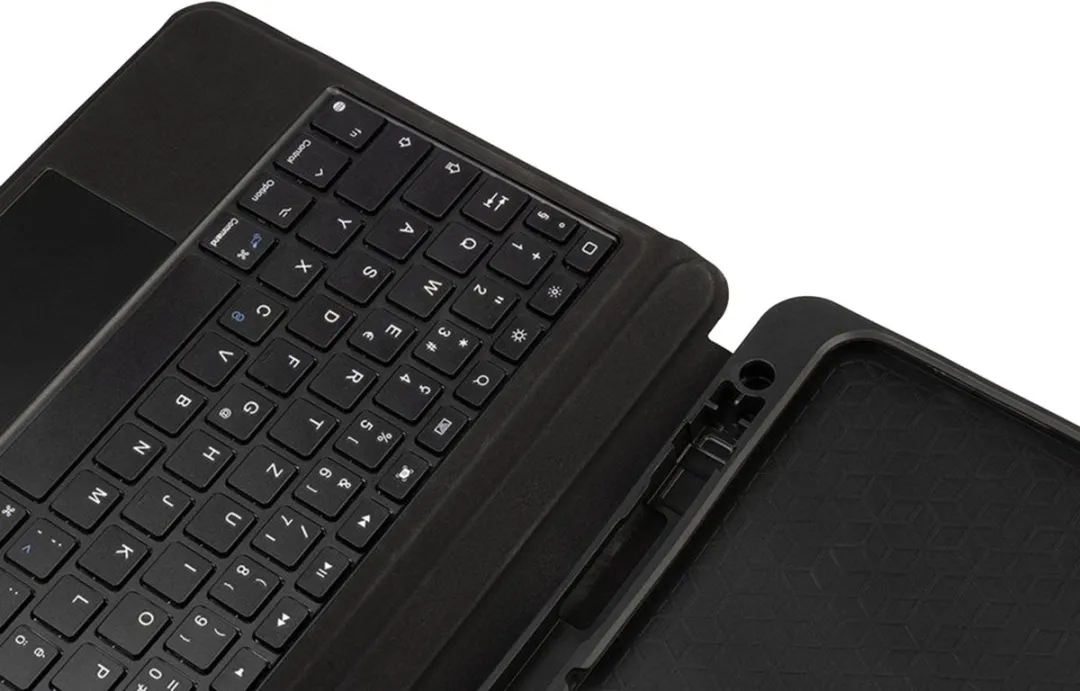 Tucano Tasto Toetsenbord Hoesje US-indeling iPad (10th gen/A16) – Ultra-beschermend met Draadloos Toetsenbord en Trackpad – Verstelbare Stand met Interne Vak voor Apple Pencil – Militaire Standaard Bescherming - Zwart