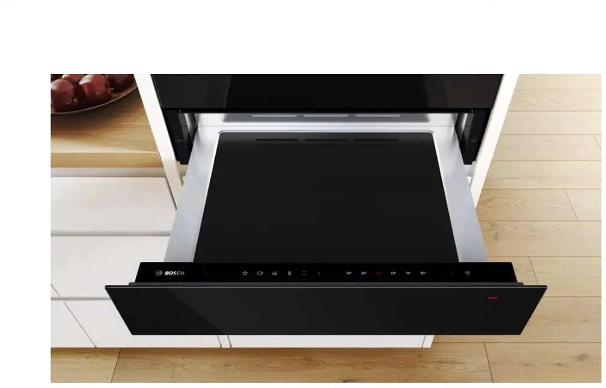 Bosch BIC7101B1 Warmhoudlade - 820W - Zwart