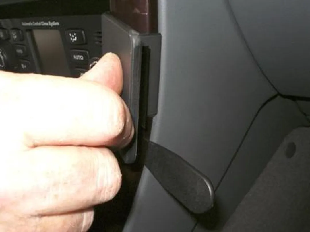 Brodit ProClip Houder Fiat Croma 2006-2011 - Zwart - afbeelding 4 van 6