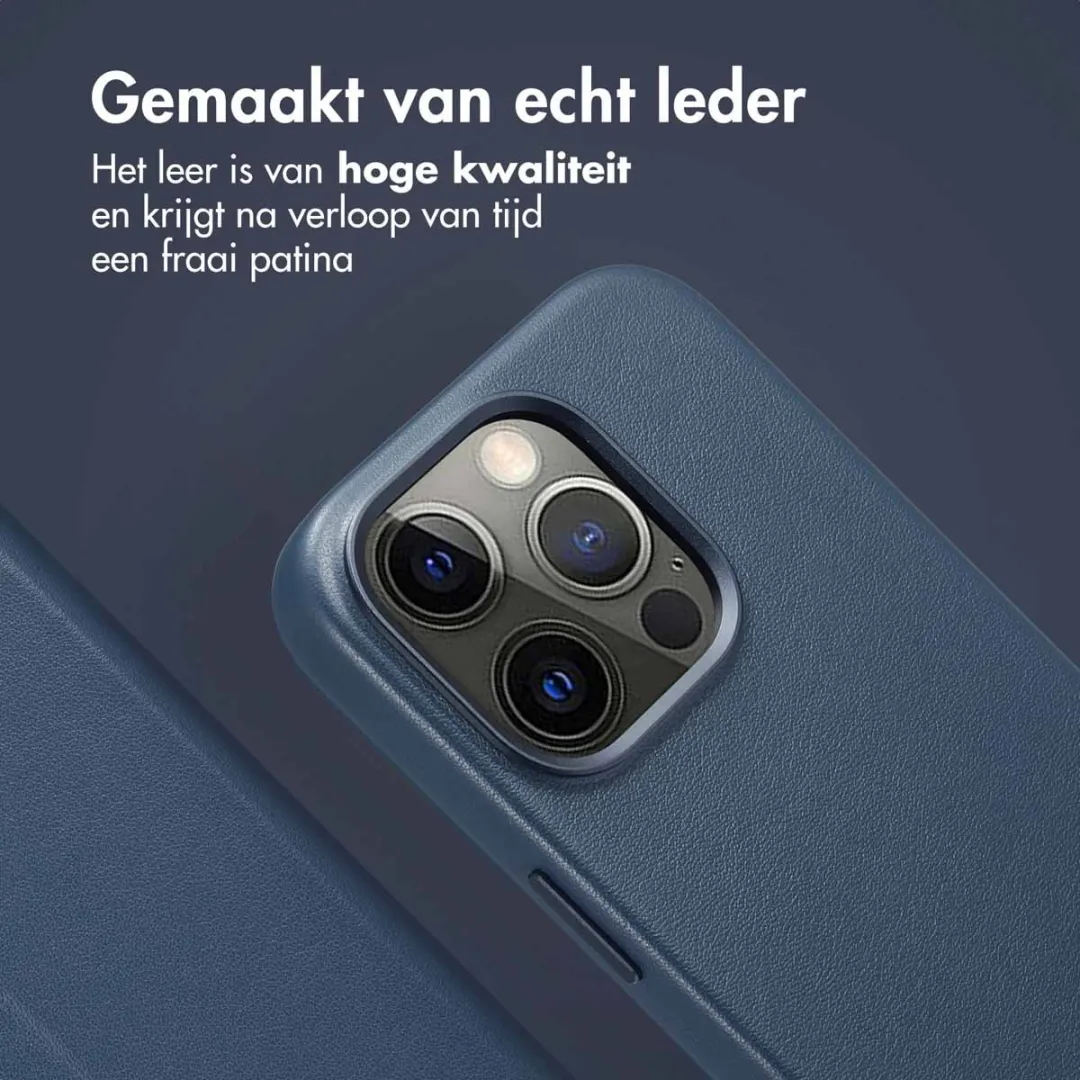 Accezz Hoesje iPhone 15 Pro Nightfall Blue - 3 Pasjes MagSafe