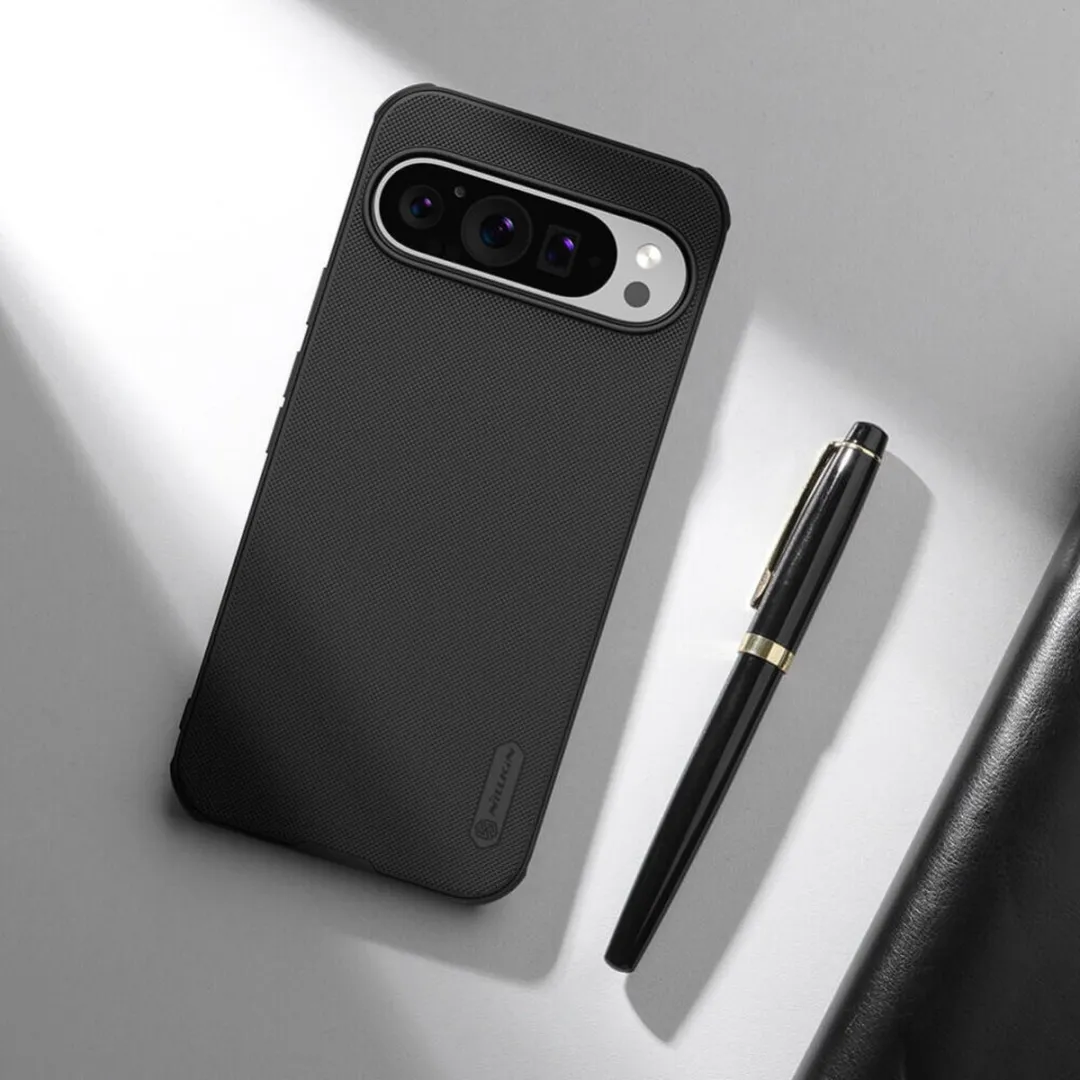 Nillkin Frosted Shield Hoesje Pixel 9/9 Pro - MagSafe - Zwart