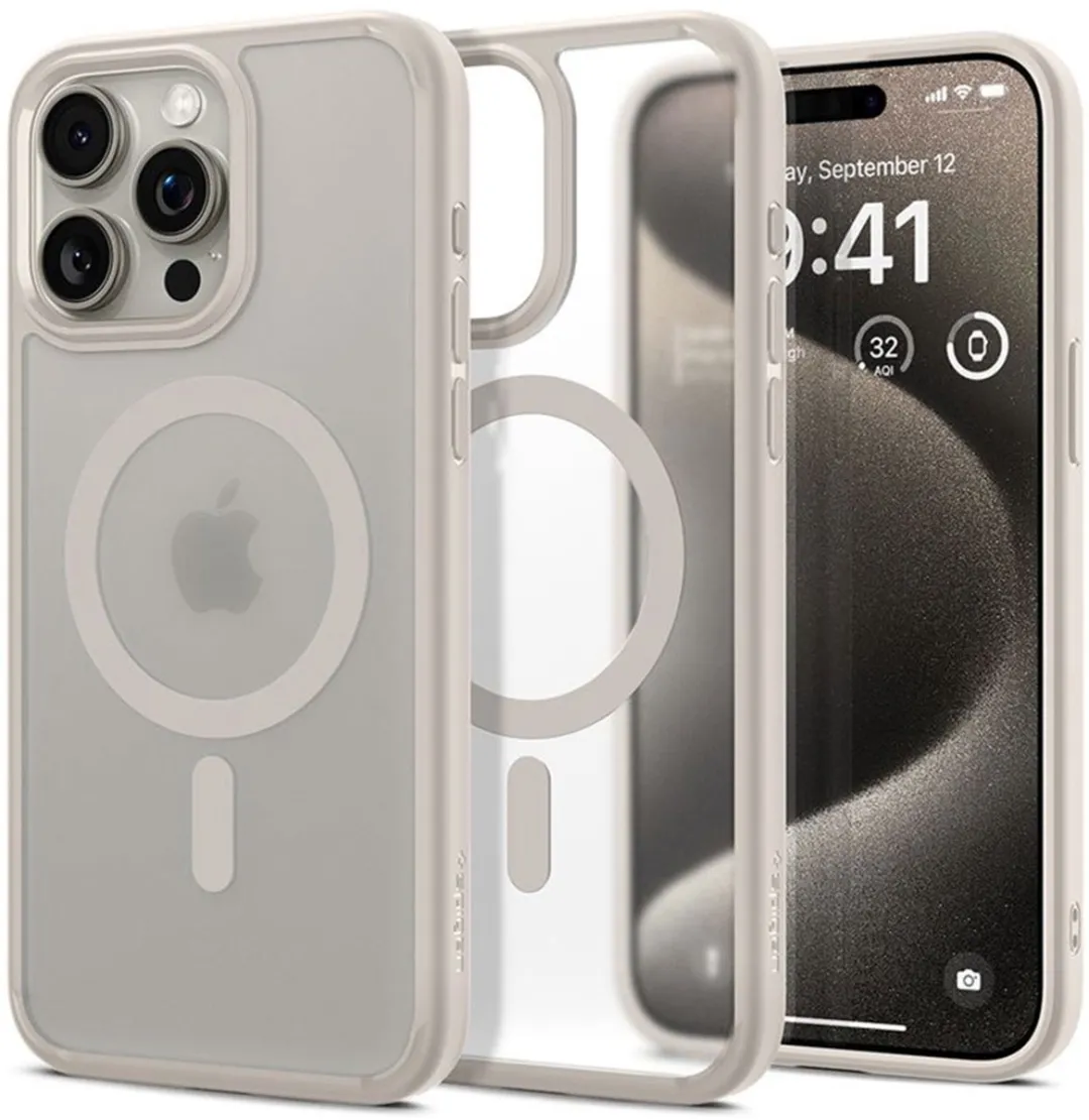 Spigen Ultra Hybrid MagSafe iPhone 15 Pro Max Hoesje - 12159 - Transparant