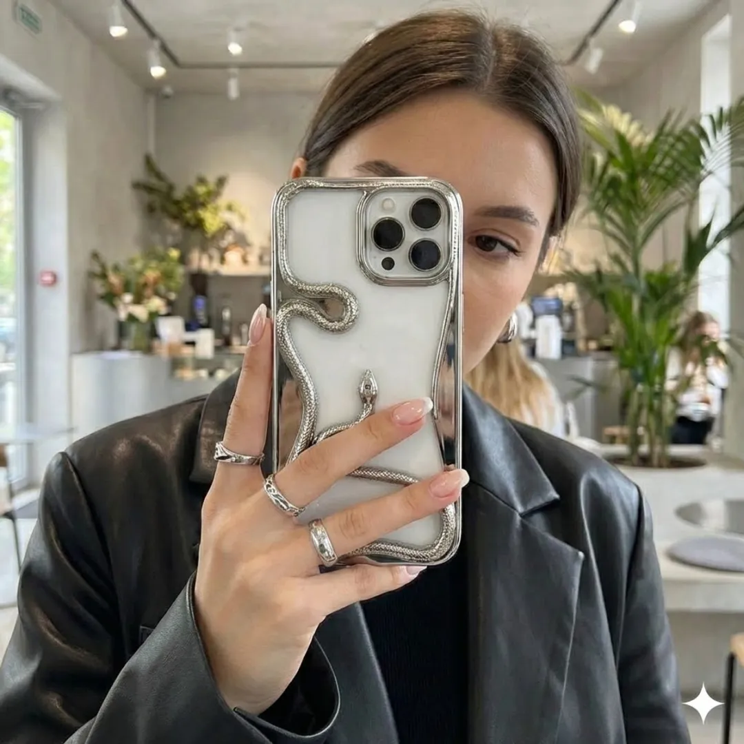NUVEX iPhone 13 Pro Max Telefoonhoesje - Zilverkleurig Transparant