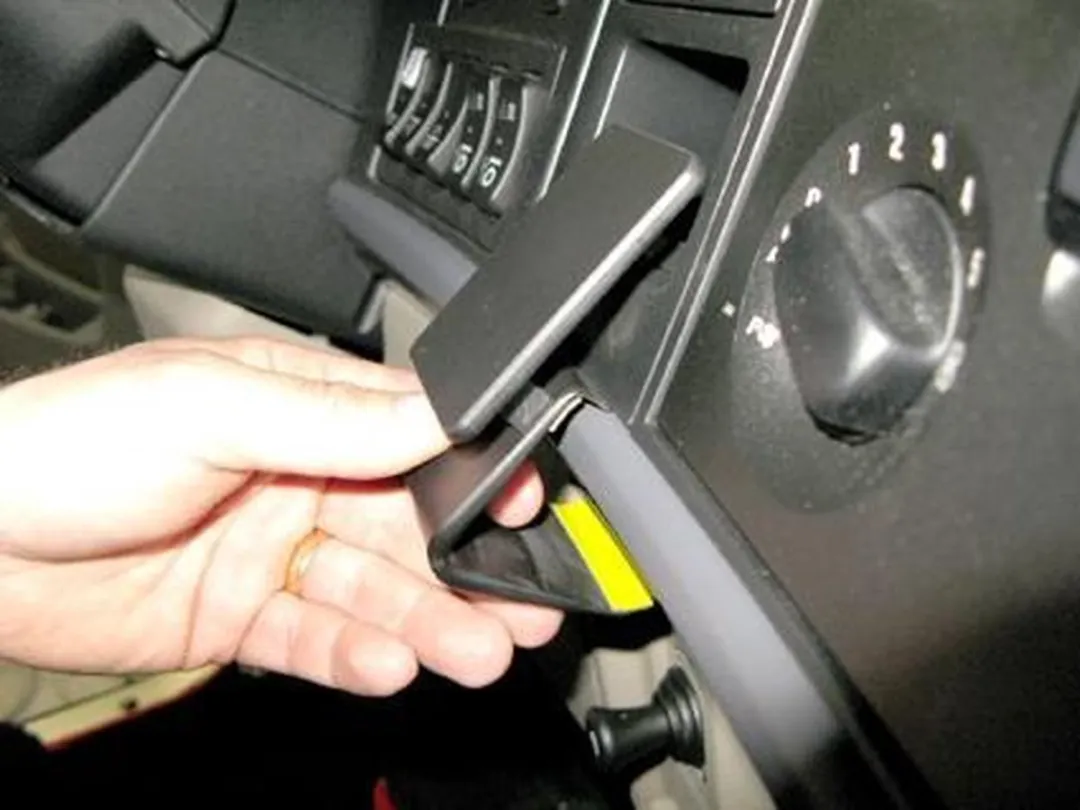 Brodit ProClip 854479 Telefoonhouder - Scania Center Mount - Zwart
