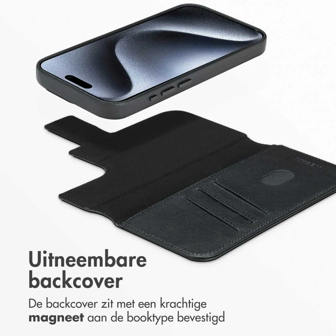Accezz Hoesje iPhone 15 Pro Leather Bookcase 2-in-1 - 3 Pasjes - Zwart