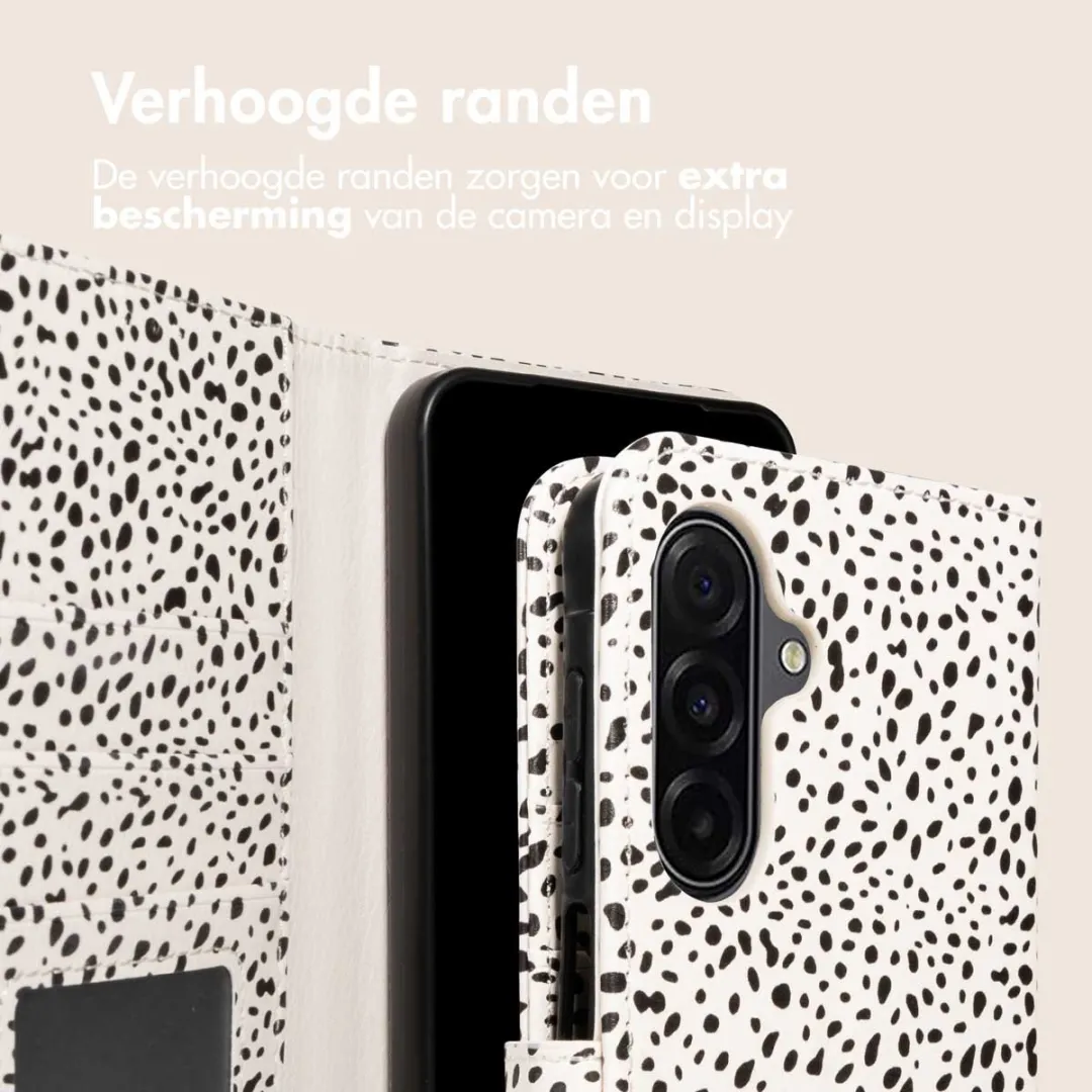 Imoshion Galaxy A17 Hoesje Desert Dots - 3 Pasjes
