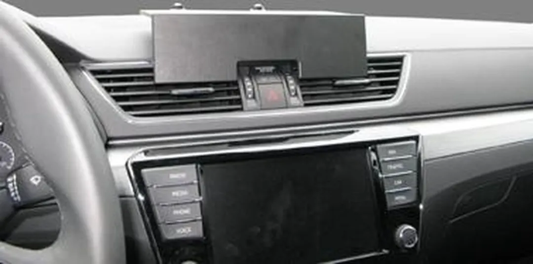 Brodit ProClip 213527 Skoda Superb 16-18