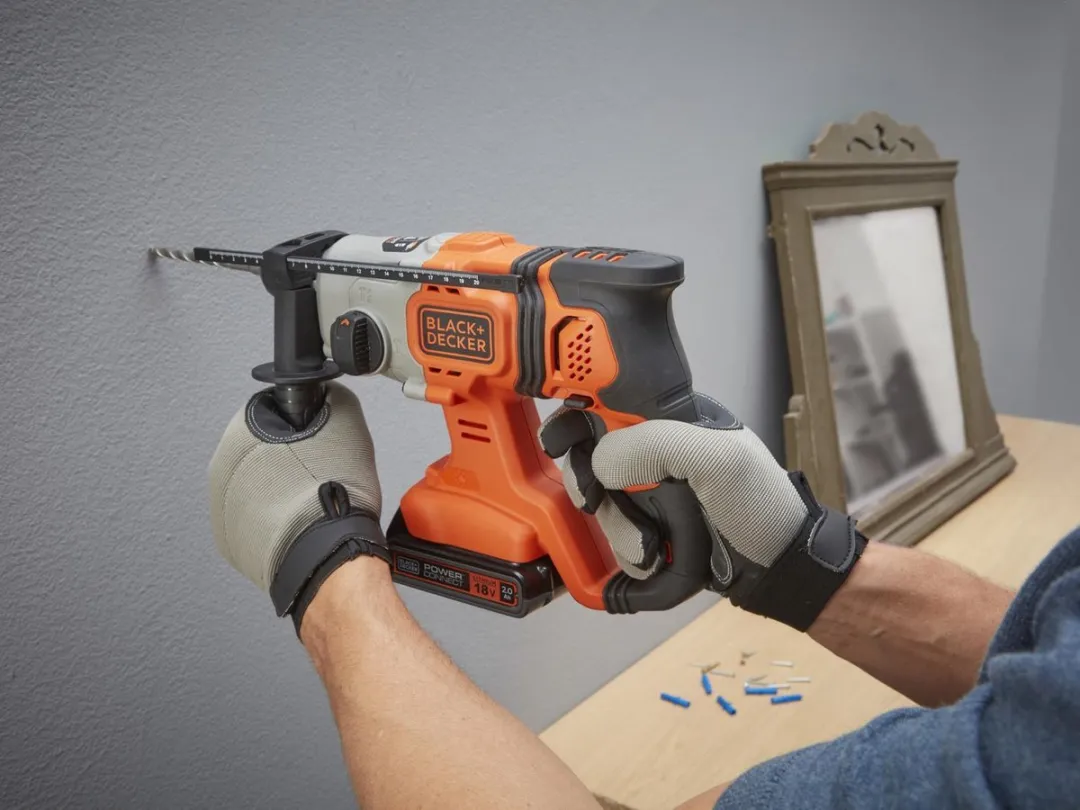 BLACK+DECKER BCD900B-XJ SDS+ Boorhamer 18V