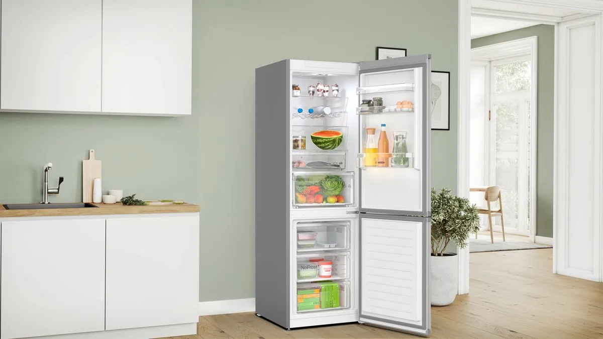 Bosch Serie 4 KGN367LDF Koel-vriescombinatie 321L - Roestvrijstaal