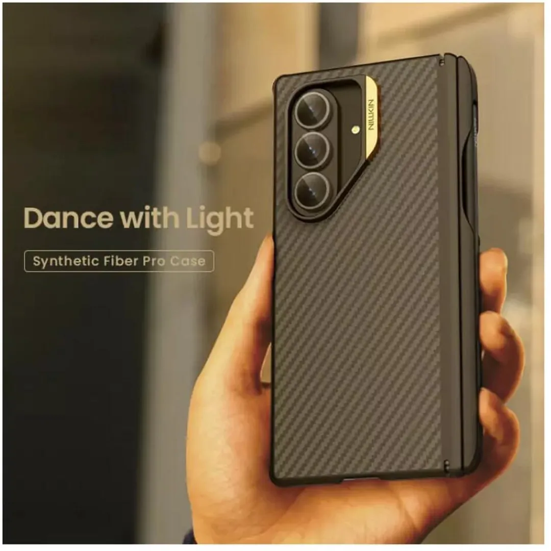 Nillkin Carbon Fiber Hoesje Samsung Galaxy Z Fold 7 - MagSafe - Met Pen - Zwart