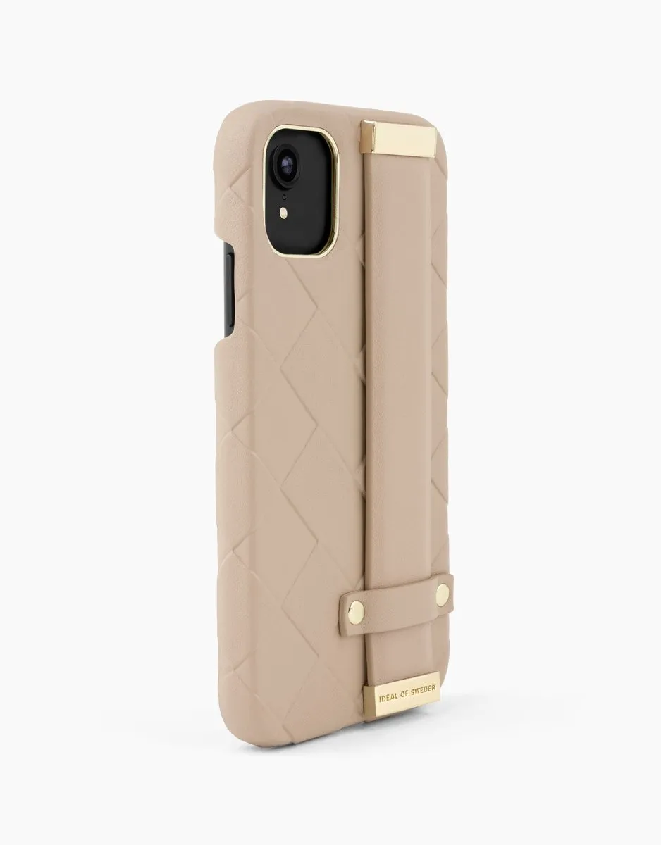 iDeal of Sweden Statement Case Braided iPhone 11/XR - 3 Pasjes - Light Caramel - afbeelding 2 van 6