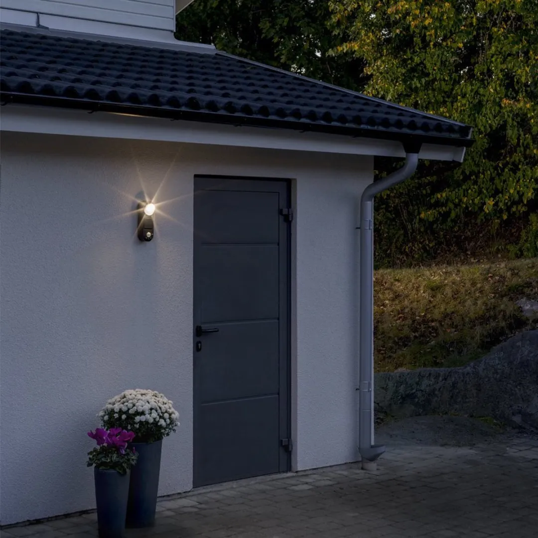 Konstsmide Wandspot Sensor LED 3W 100lm 3500K - 3 Lichtpunten - Zwart