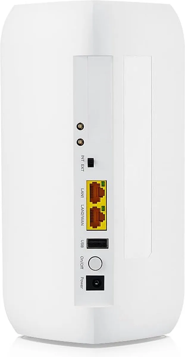 Zyxel FWA505 Router - 4x Ethernet - 1x WAN - Wit