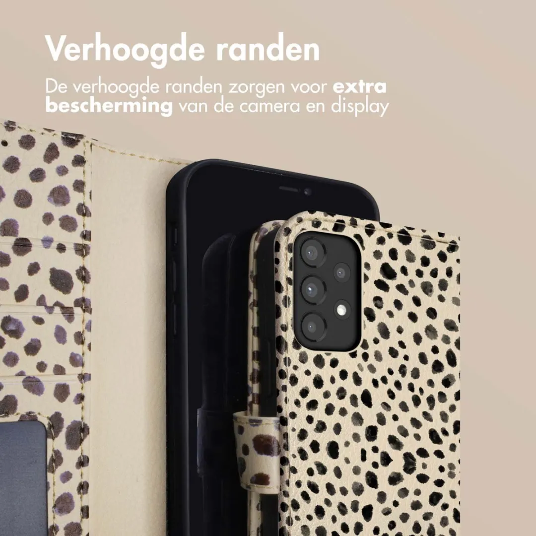 imoshion Hoesje Samsung Galaxy A33 - 3 Pasjes - Black And White Dots - afbeelding 6 van 6