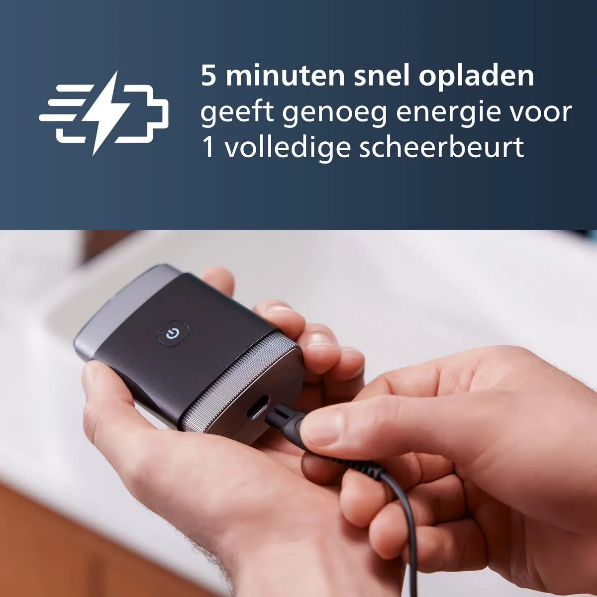 Philips PQ888/06 Reis Scheerapparaat - 2 Mesjes - Zwart