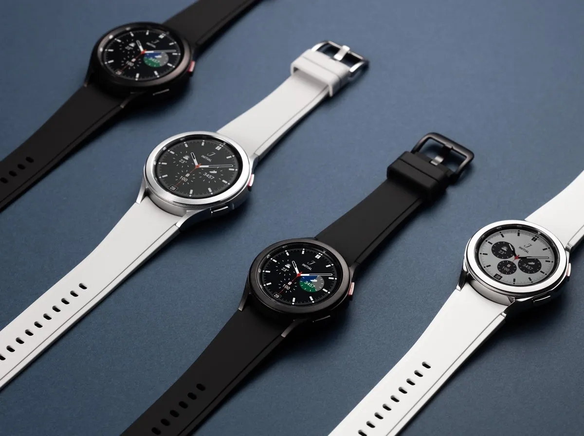 Samsung Galaxy Watch4 Classic 42mm - Zilver - afbeelding 6 van 6