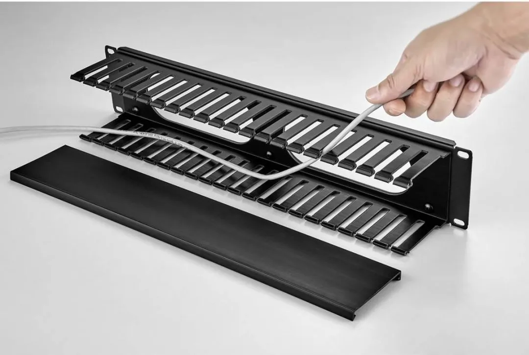 Renkforce RF-3429152 Kabelgeleiding 19" 2HE - Zwart